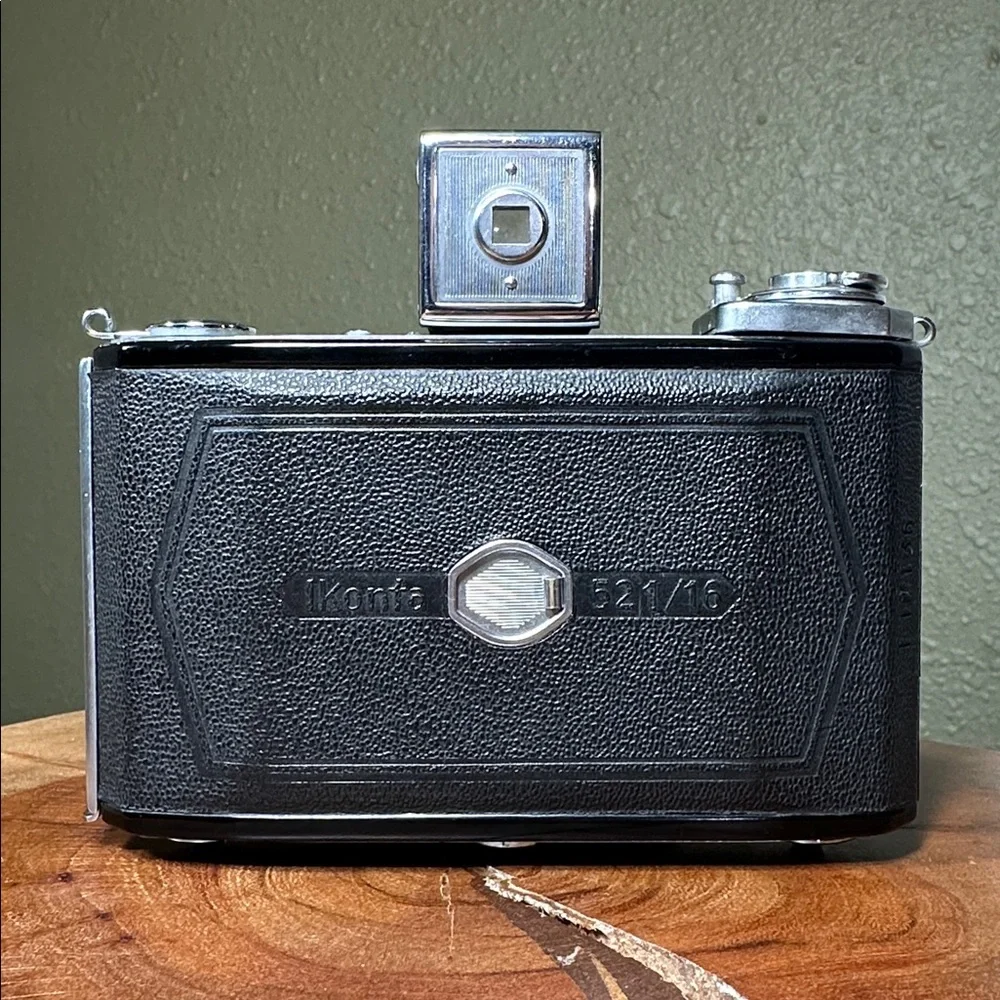 Zeiss Ikon Ikonta 521/16 Folding Camera